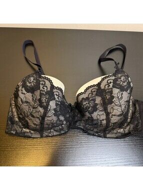 H&M Black Nude Floral Lace Padded Plunge Underwire Bra 38C